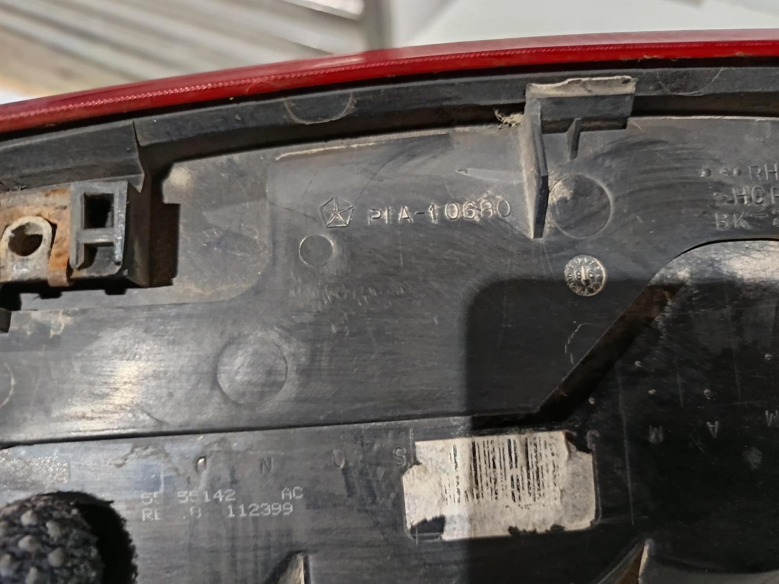 1999 JEEP CHEROKEE Right Taillight Contact us for Photo