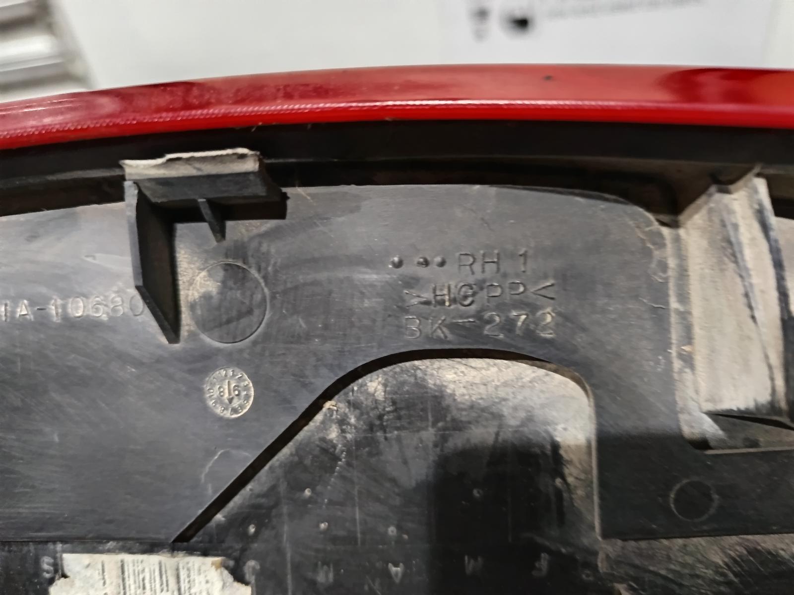 1999 JEEP CHEROKEE Right Taillight Contact us for Photo