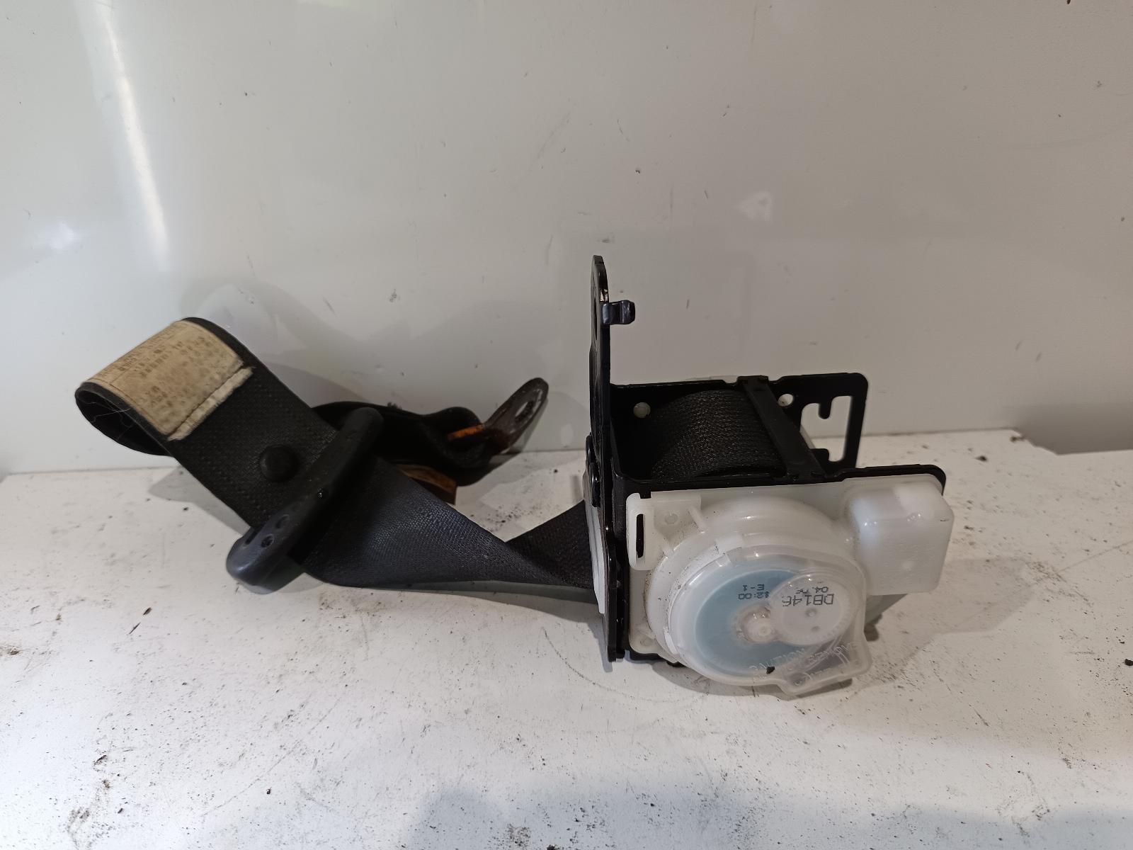 2002 TOYOTA COROLLA Seatbelt/Stalk Contact us for Photo