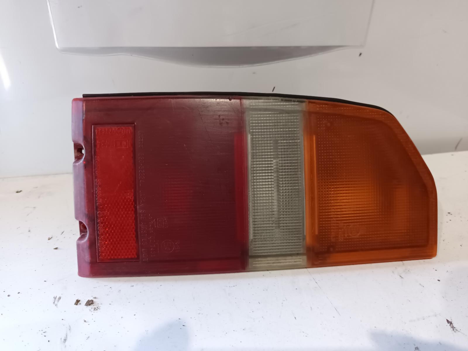1988 SUZUKI VITARA Left Taillight Contact us for Photo