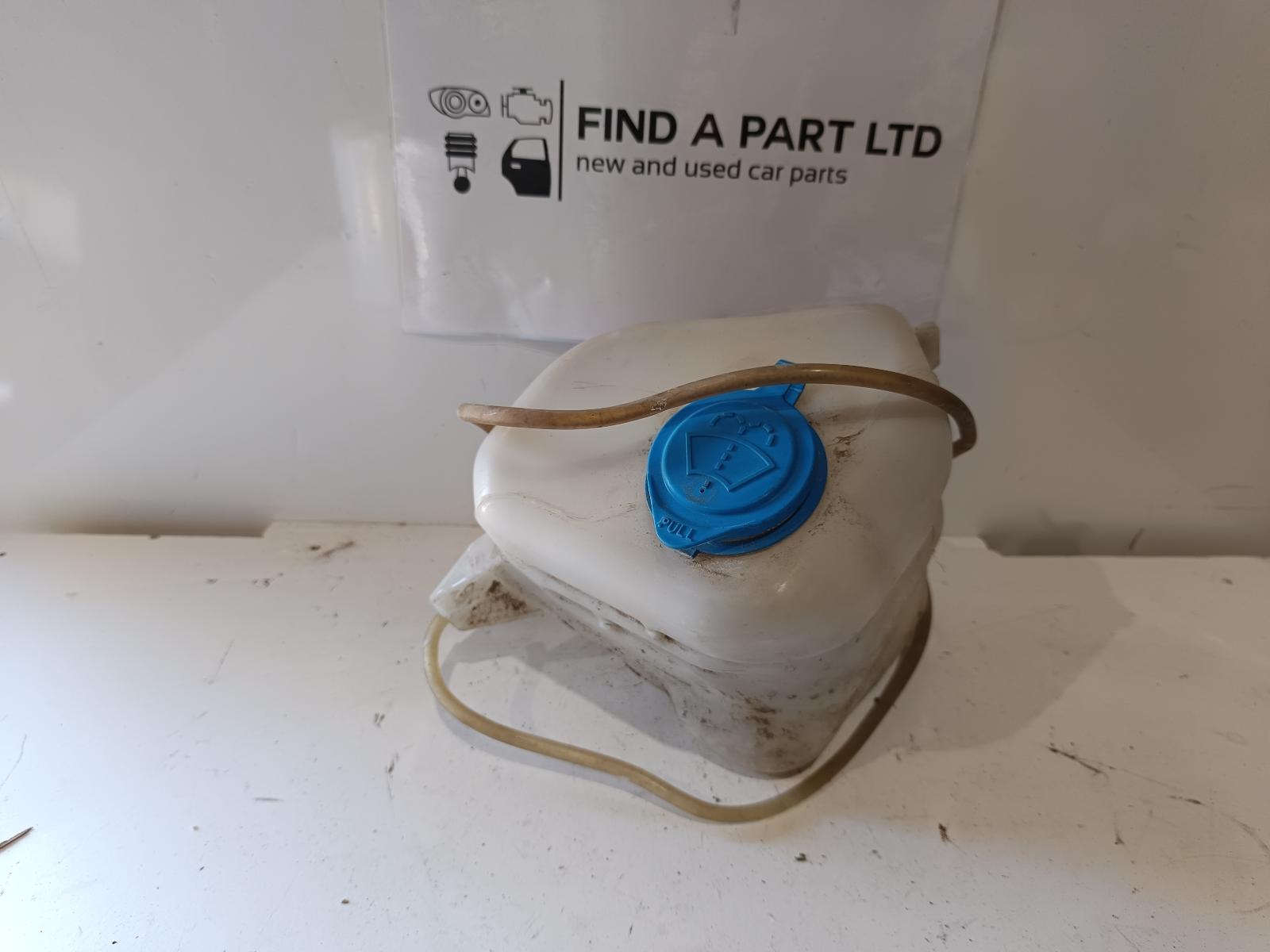 View Auto part Washer Bottle SUZUKI VITARA 1988