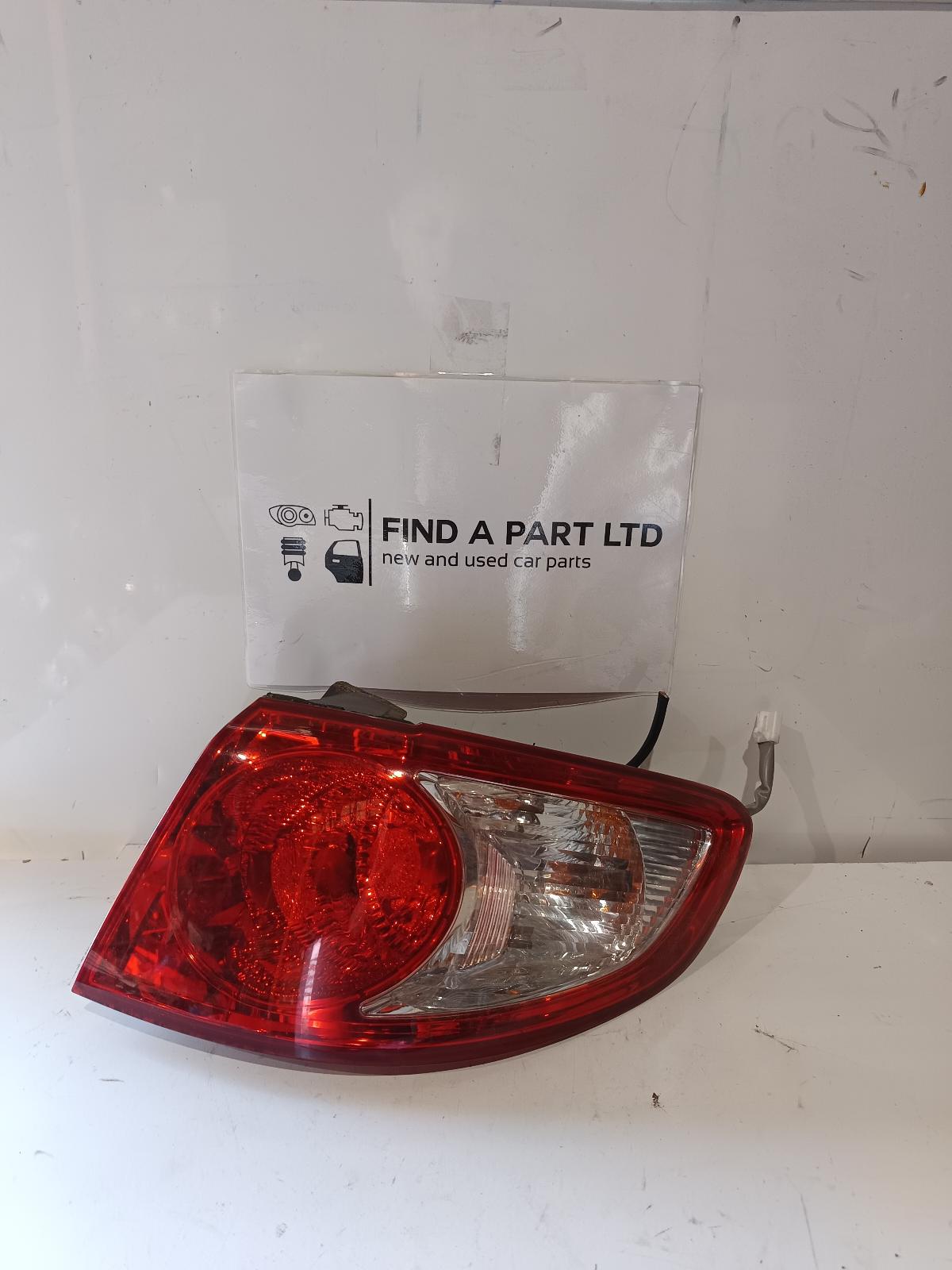 View Auto part Right Taillight HYUNDAI SANTA FE 2005