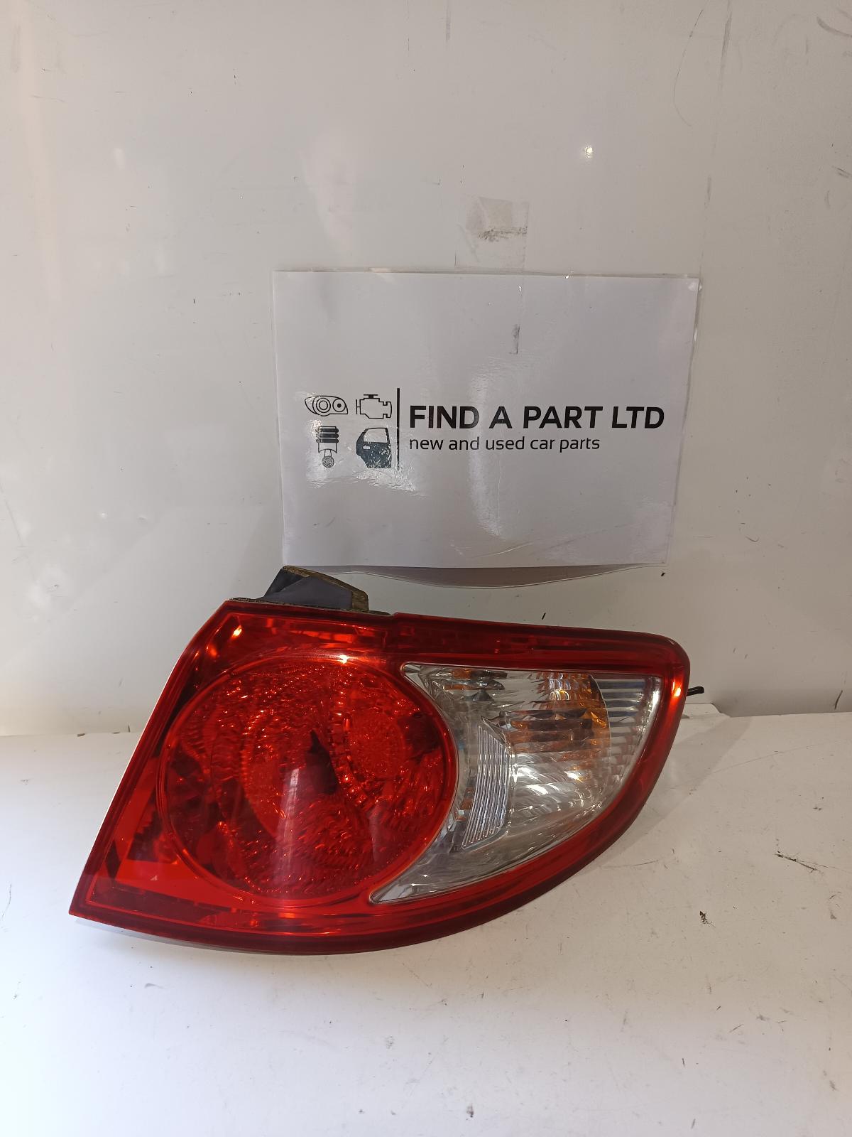 View Auto part Right Taillight HYUNDAI SANTA FE 2005