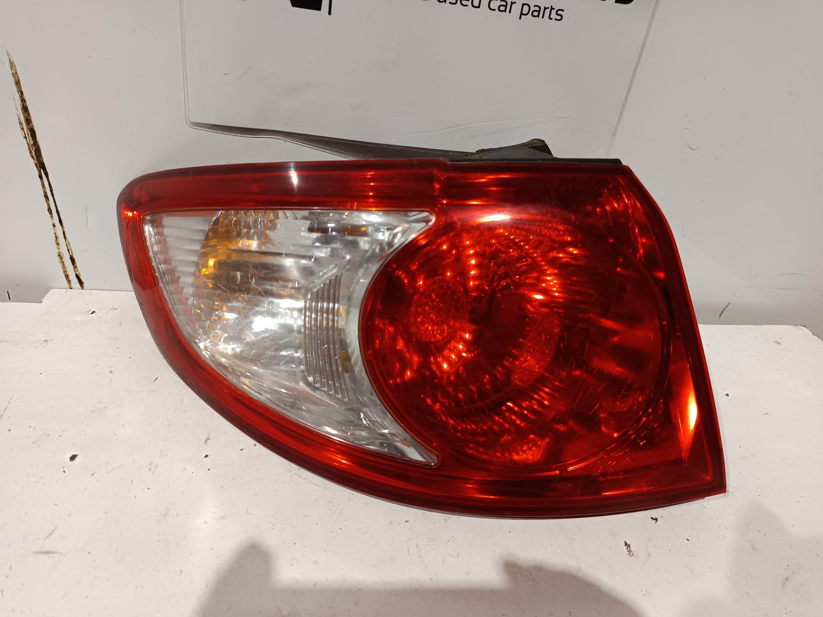 2005 HYUNDAI SANTA FE Left Taillight Contact us for Photo