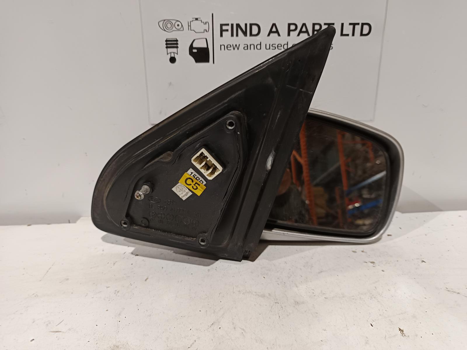 View Auto part Right Door Mirror KIA SORENTO 2004
