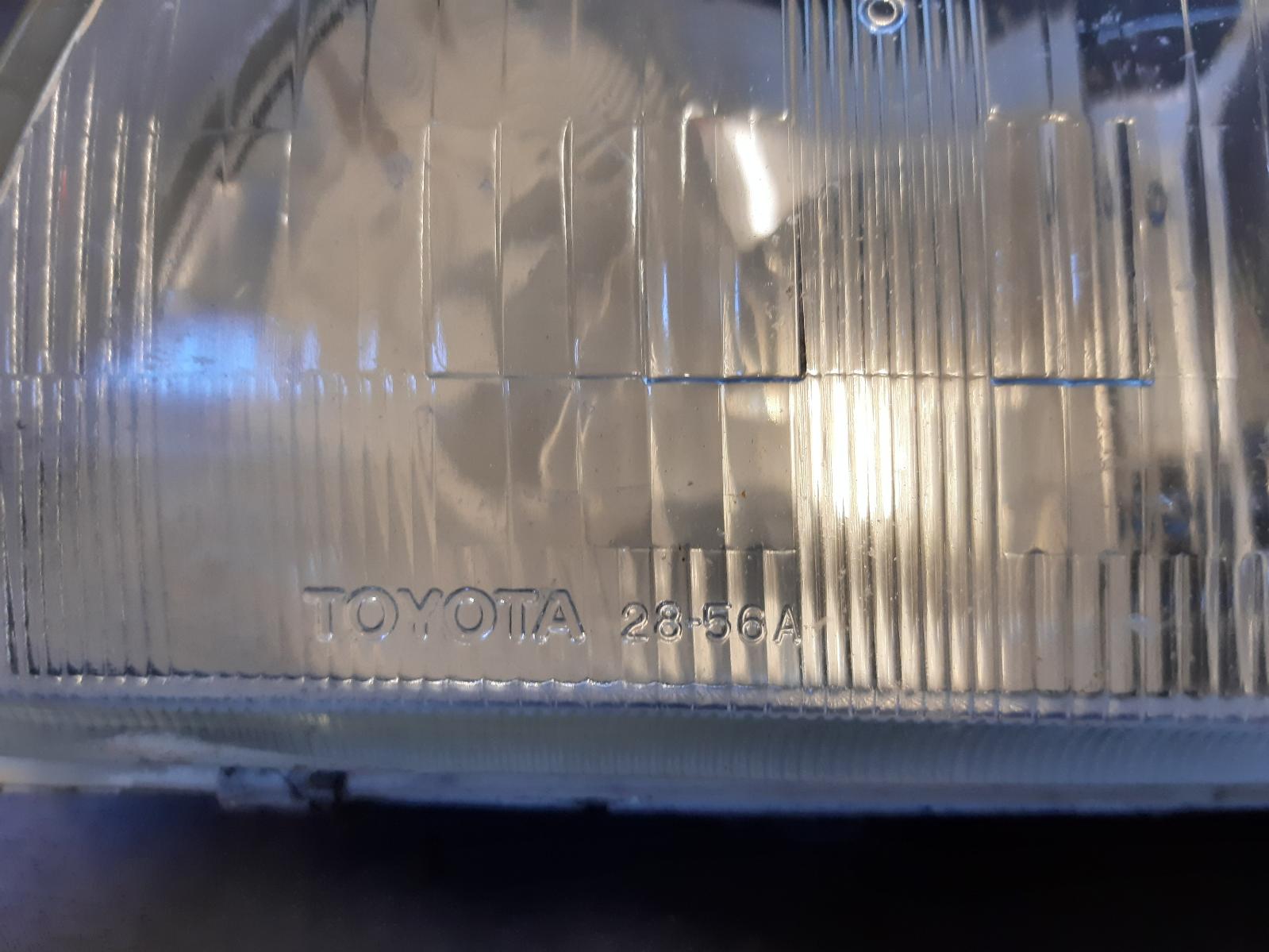 1994 TOYOTA ESTIMA Left Headlamp Contact us for Photo
