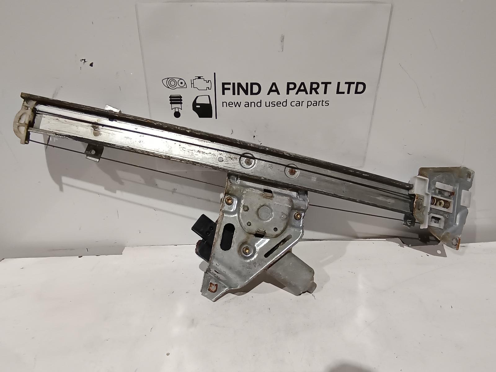 View Auto part Right Front Window Reg/Motor MITSUBISHI PAJERO 2001