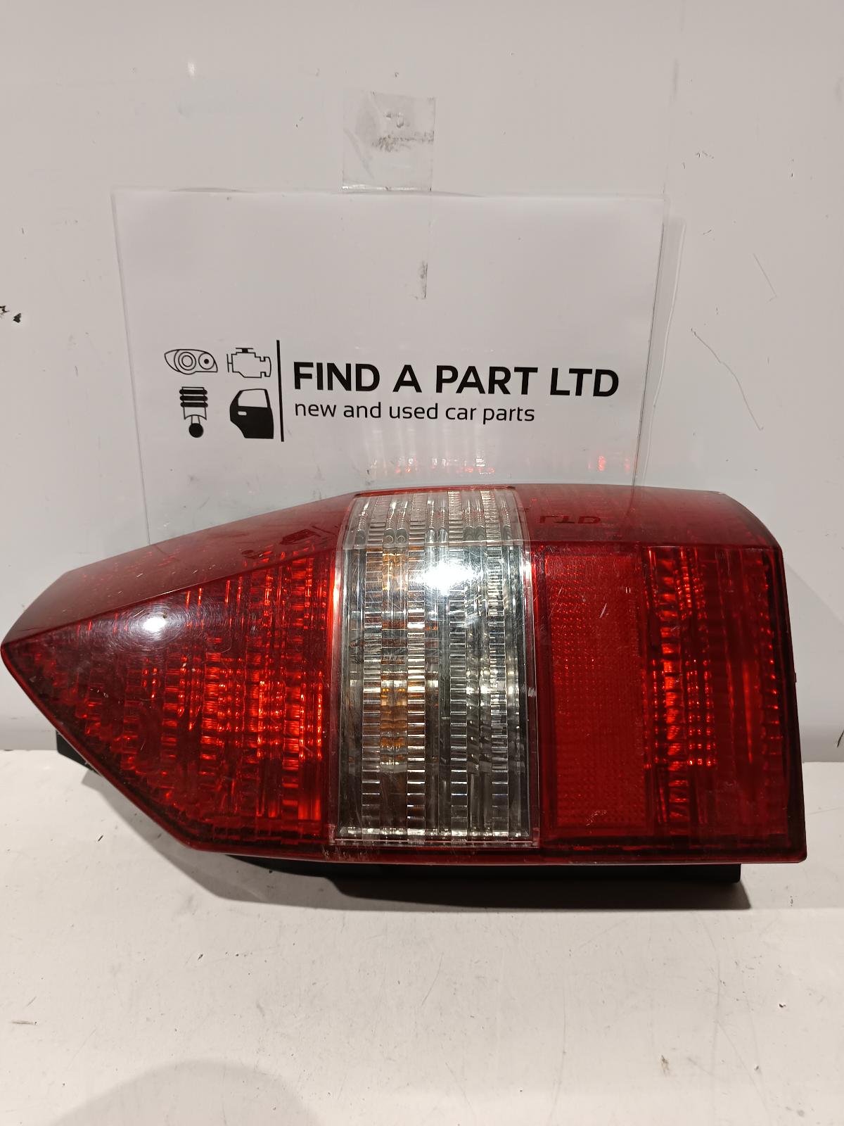 View Auto part Right Taillight MITSUBISHI NIMBUS 2004