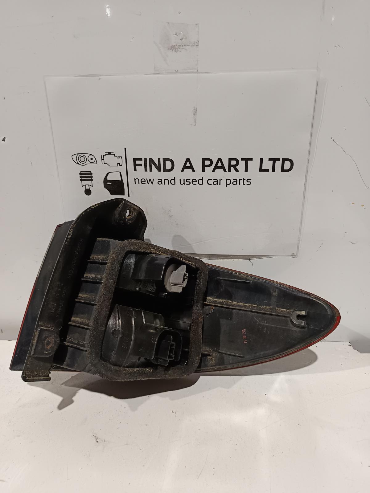 2001 TOYOTA ESTIMA Left Taillight Contact us for Photo