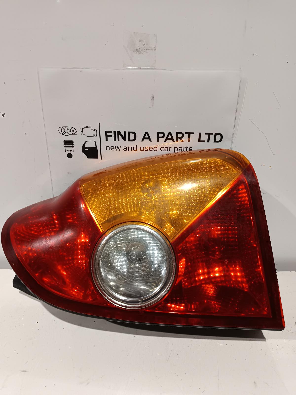 View Auto part Right Taillight HYUNDAI TERRACAN 2003