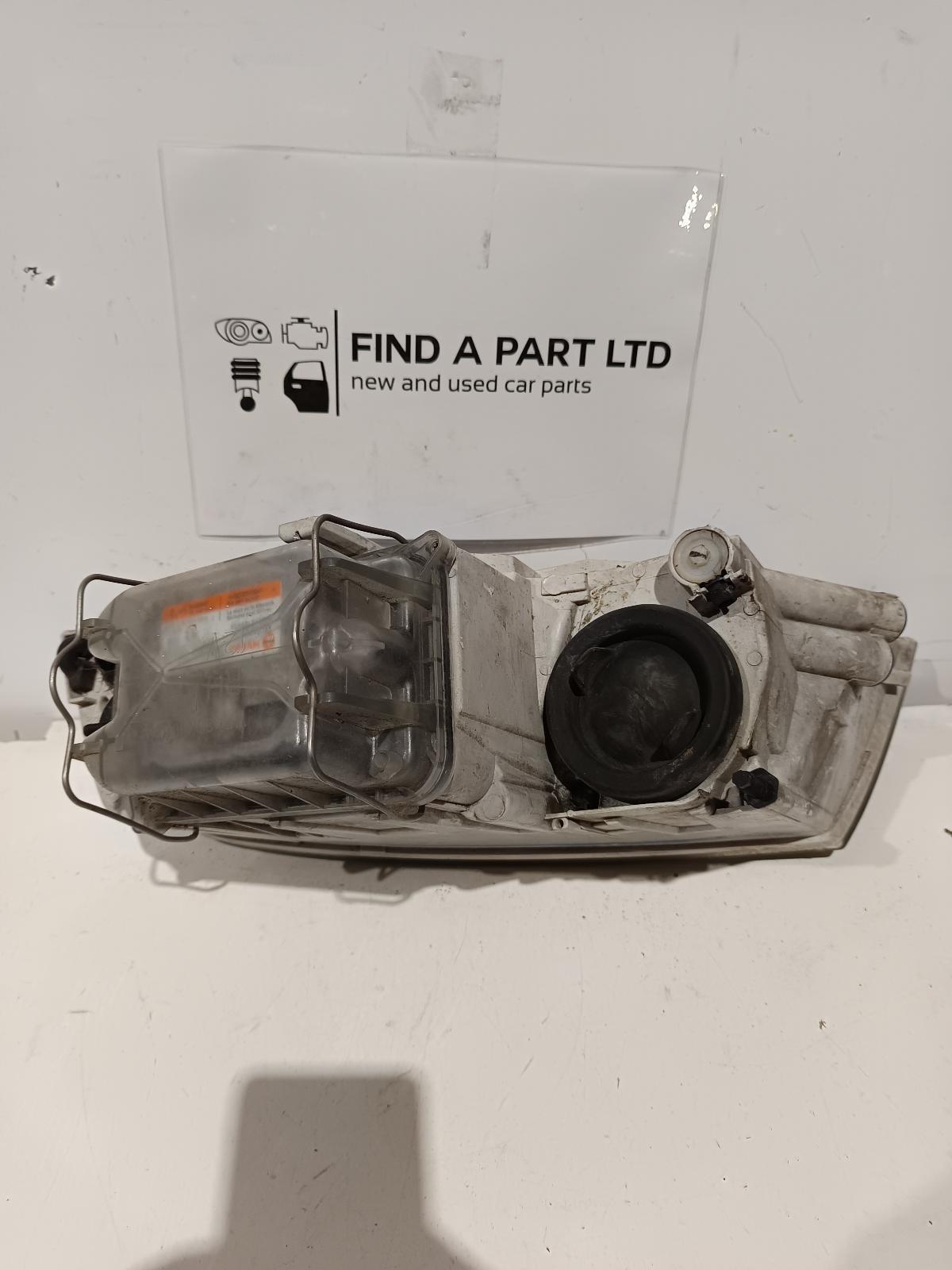 2004 SKODA OCTAVIA Right Headlamp Contact us for Photo
