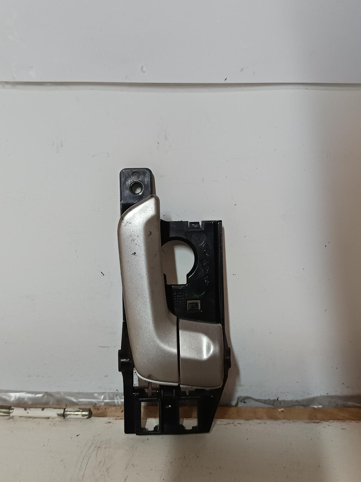 View Auto part Door Handle KIA SPORTAGE 2010