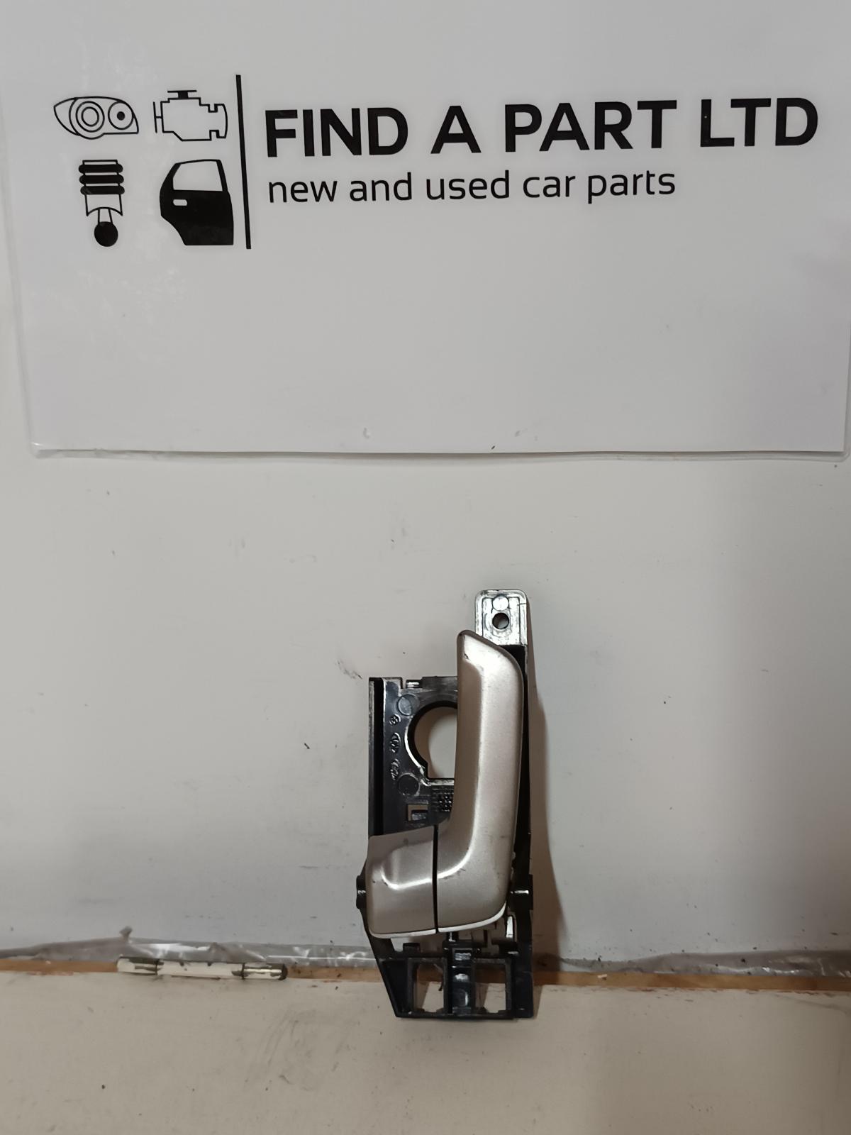 View Auto part Door Handle KIA SPORTAGE 2007