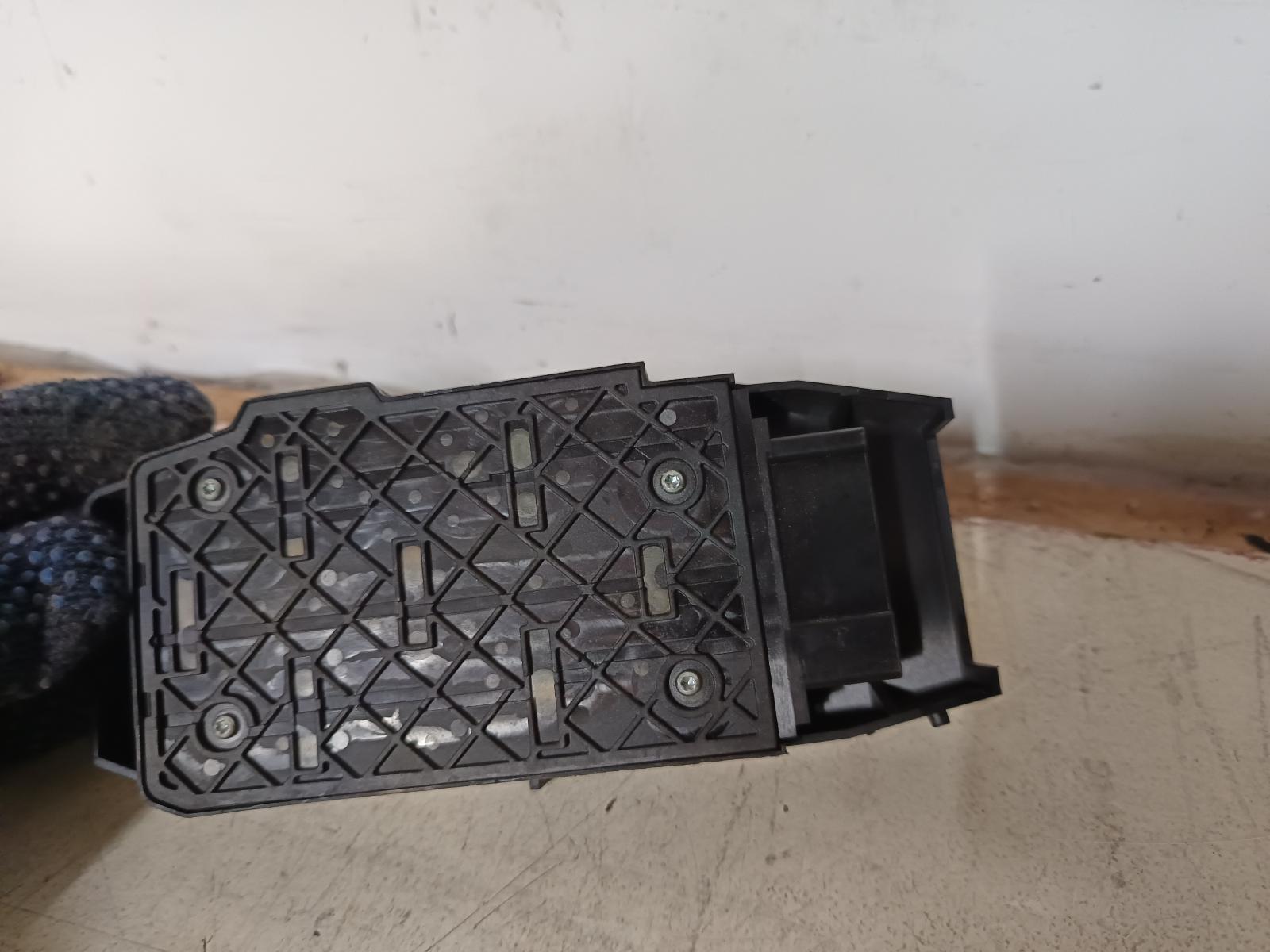 2008 BMW 3 SERIES Front Seat Contact us for Photo