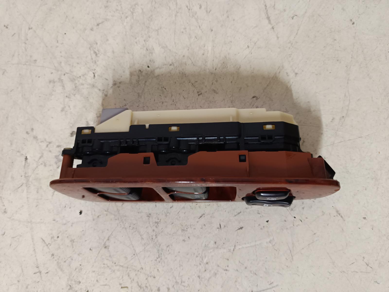 2001 TOYOTA ESTIMA Pwr Dr Wind Switch Contact us for Photo
