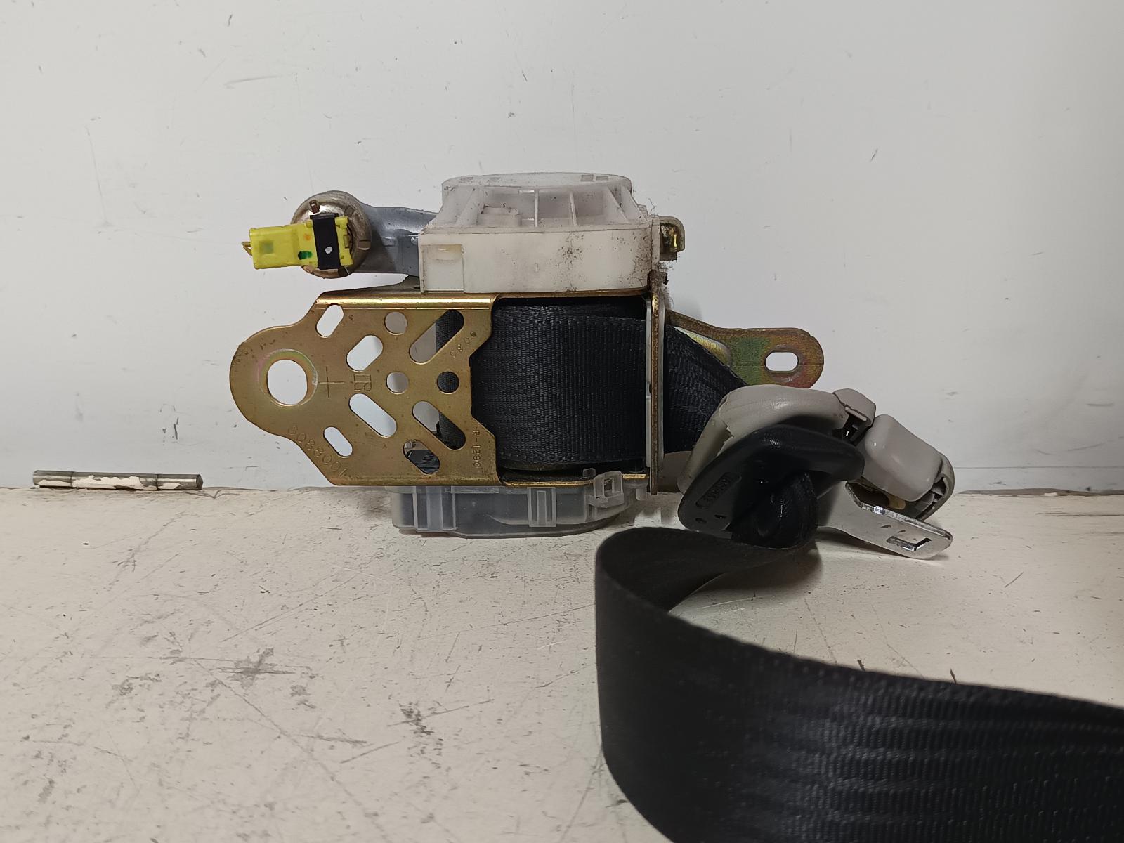 2002 TOYOTA COROLLA Seatbelt/Stalk Contact us for Photo