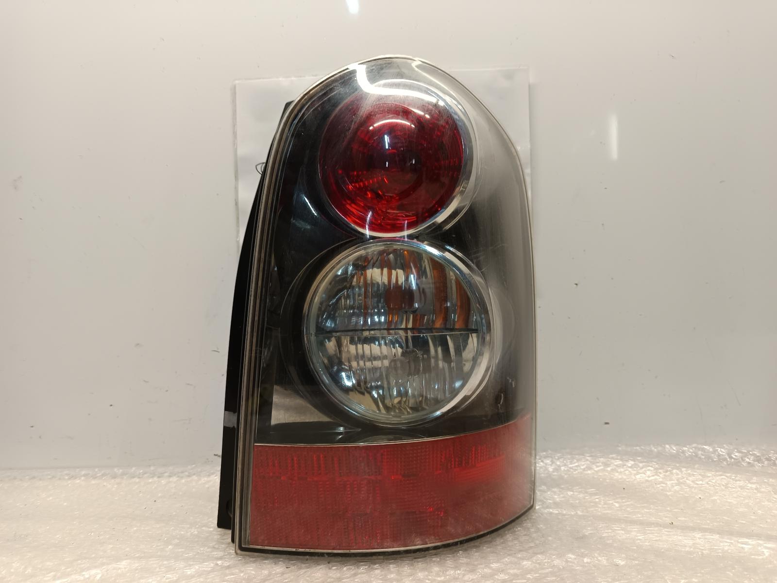 View Auto part Right Taillight MAZDA MPV 2004