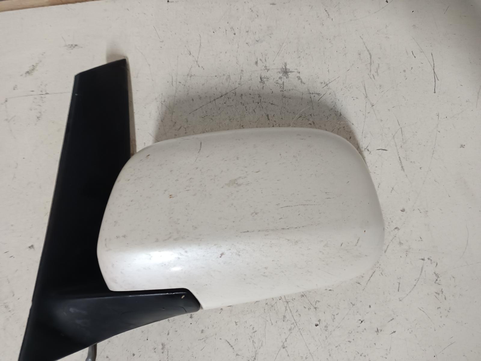 2005 TOYOTA NOAH (IMPORT) Left Door Mirror Contact us for Photo