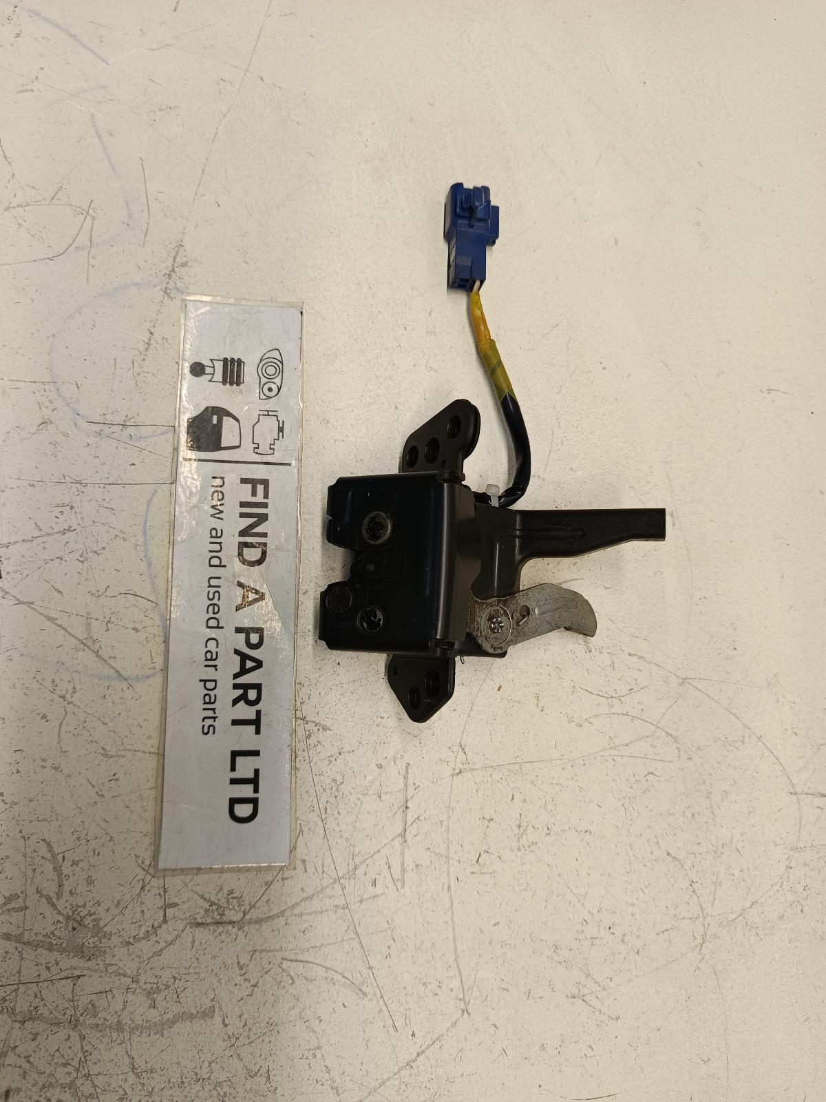 2006 TOYOTA YARIS Door/Boot/Gate Lock Contact us for Photo