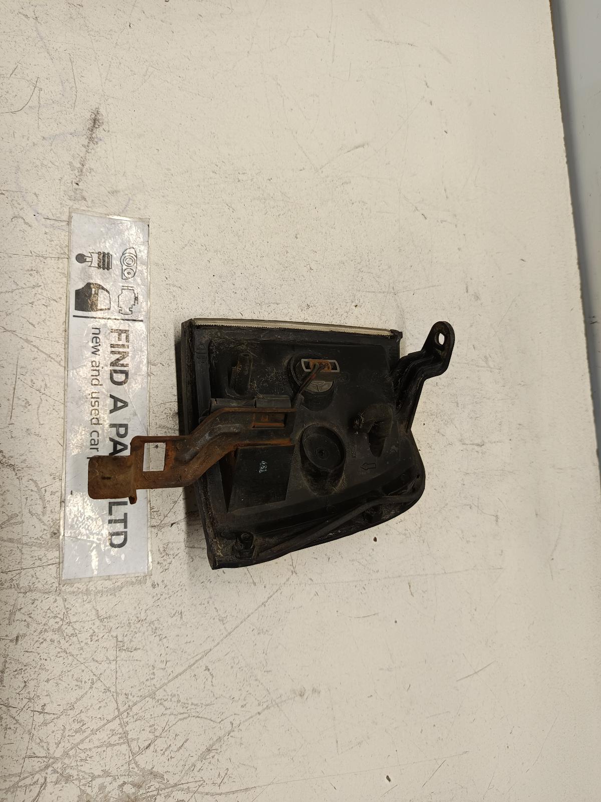 1994 ISUZU MU Right Indicator/Fog/Side Contact us for Photo