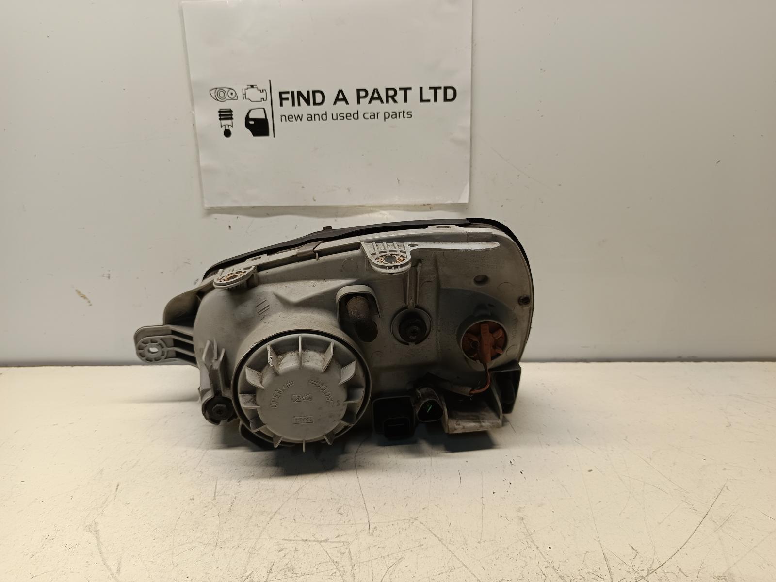2001 HYUNDAI SANTA FE Right Headlamp Contact us for Photo