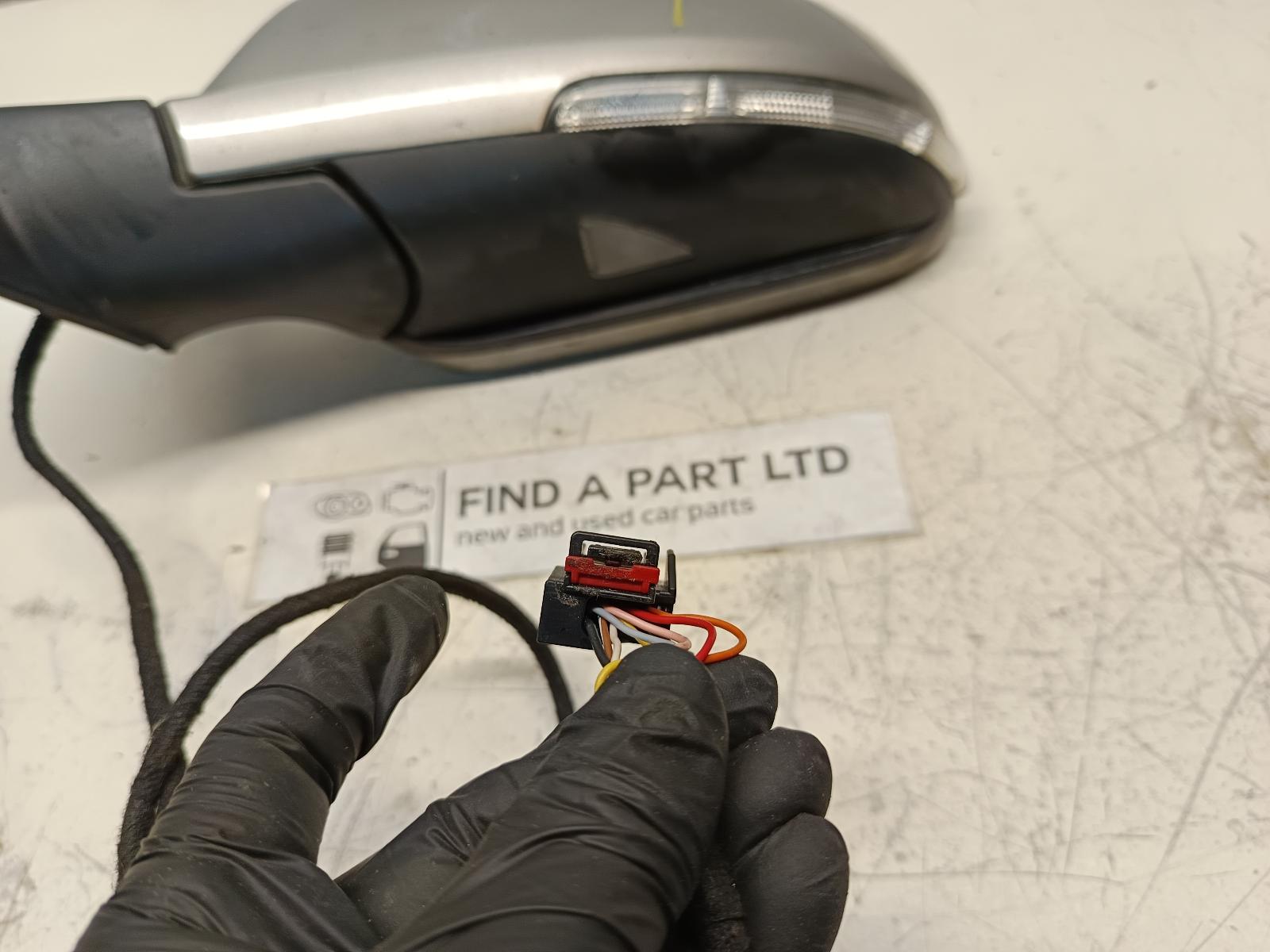 2013 SKODA OCTAVIA Left Door Mirror Contact us for Photo