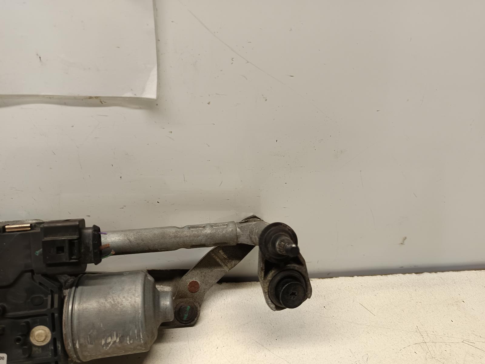 2010 SKODA OCTAVIA Wiper Linkage Contact us for Photo