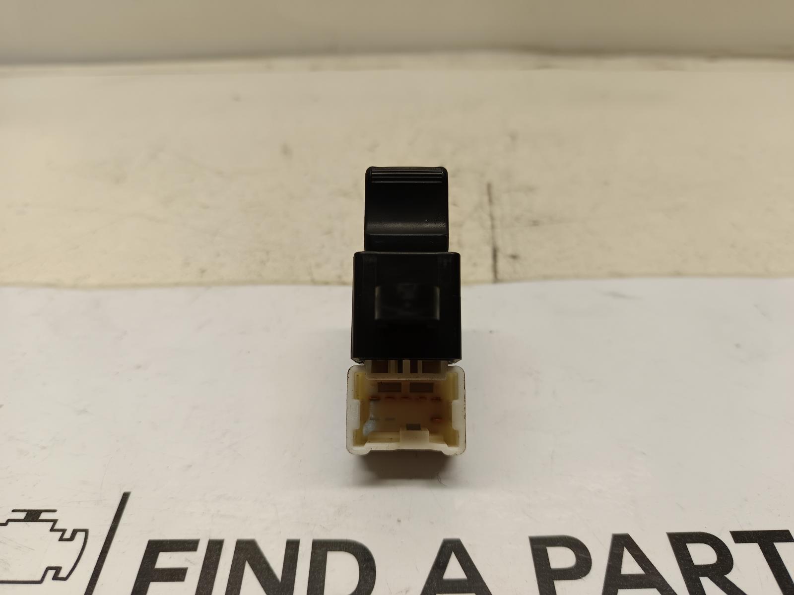 2004 NISSAN XTRAIL Pwr Dr Wind Switch Contact us for Photo