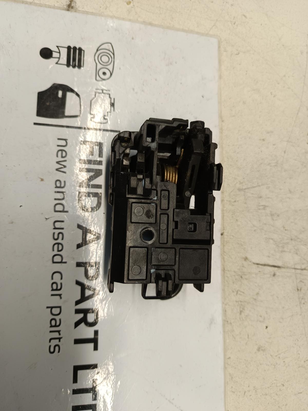 2004 NISSAN XTRAIL Door Handle Contact us for Photo