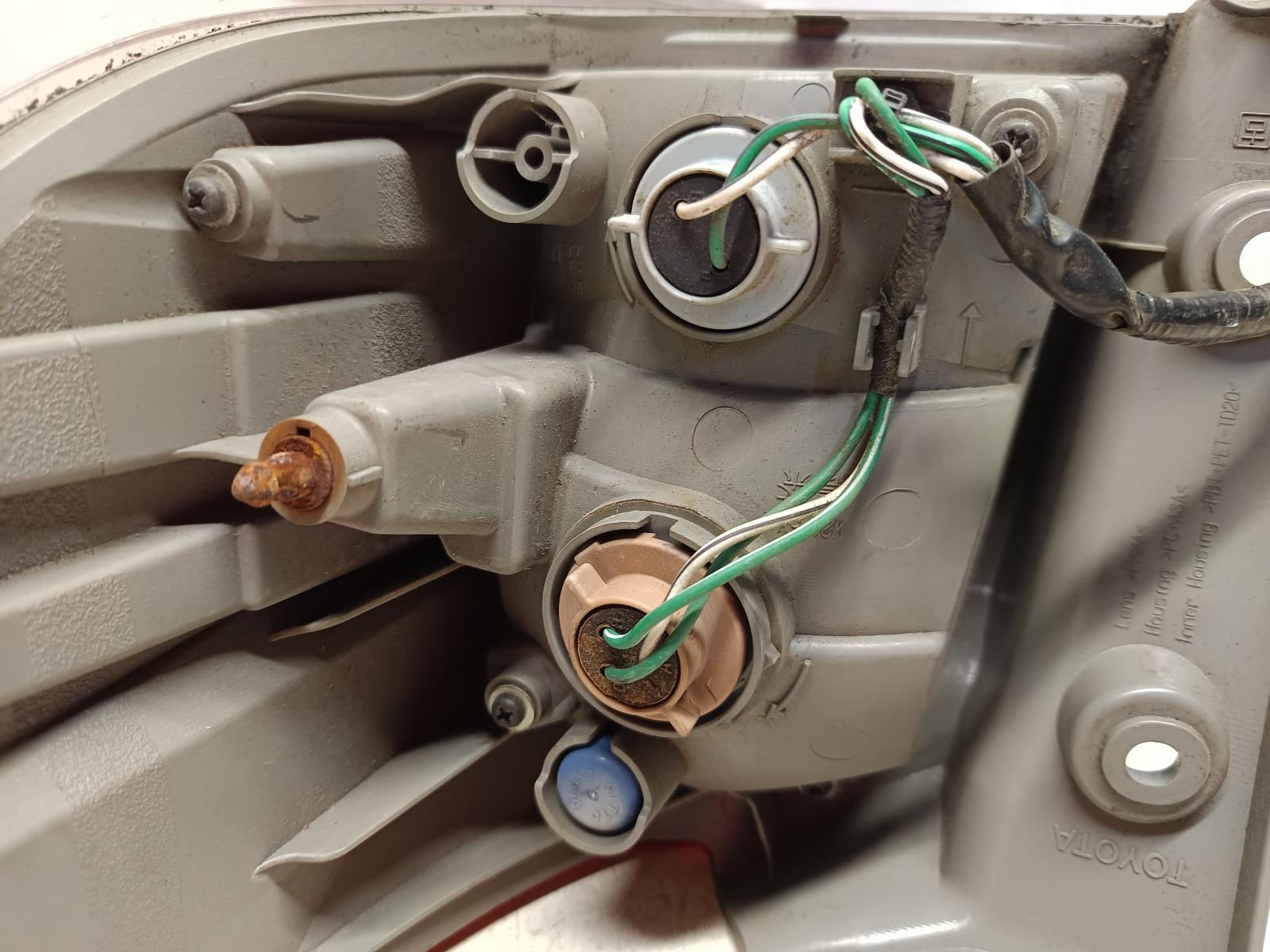 2010 TOYOTA WISH (NZ ONLY) Left Taillight Contact us for Photo