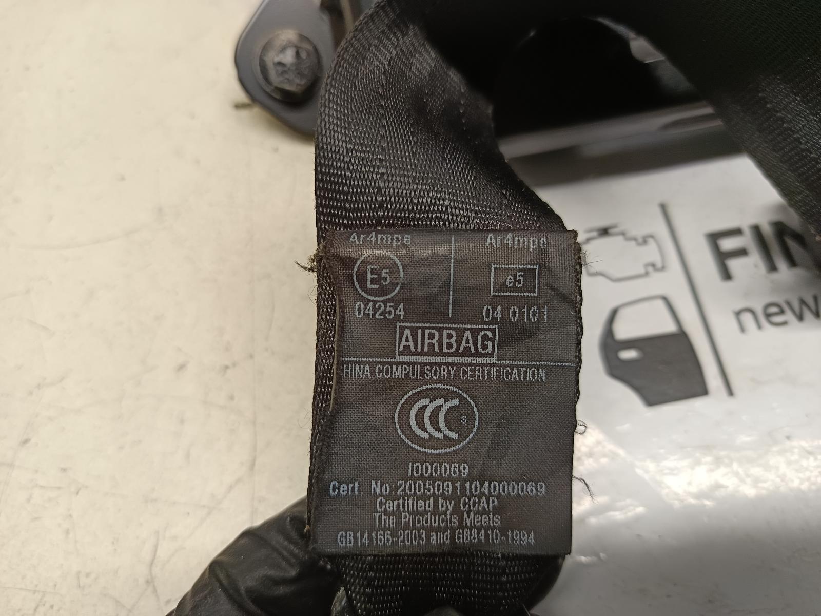 2004 VOLVO V50 Seatbelt/Stalk Contact us for Photo