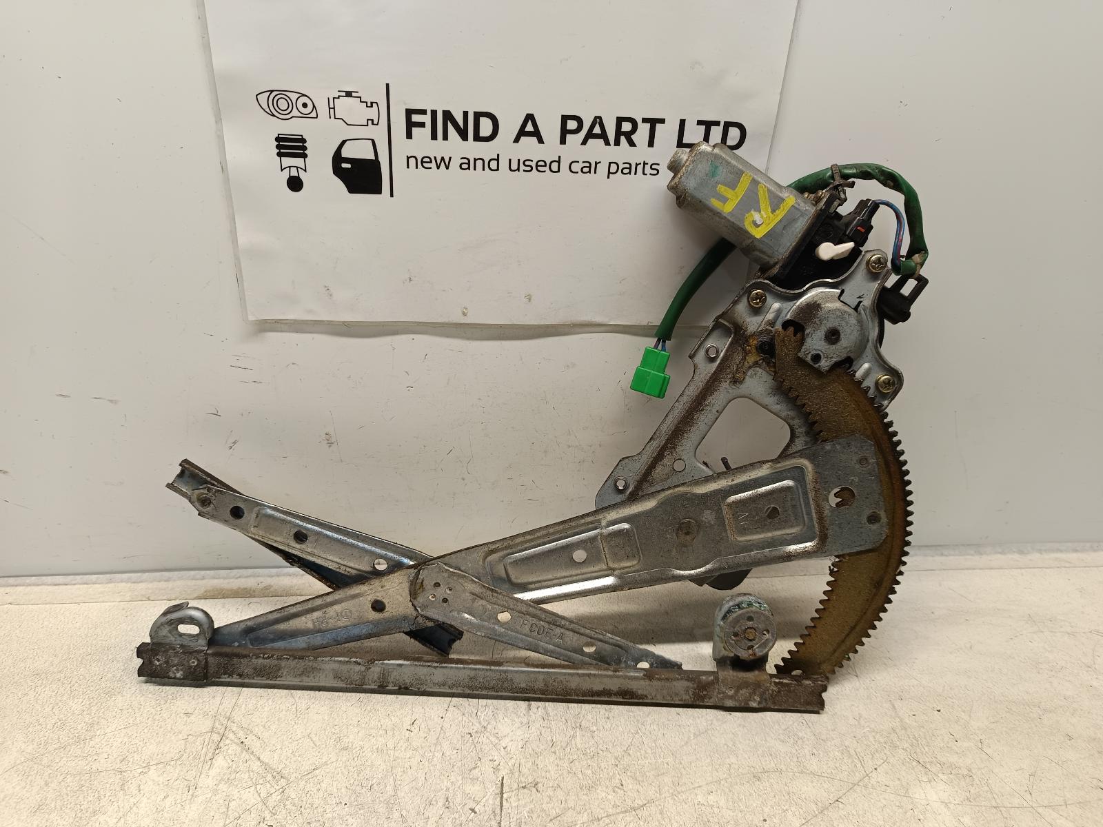 View Auto part Right Front Window Reg/Motor SUBARU LIBERTY 1998