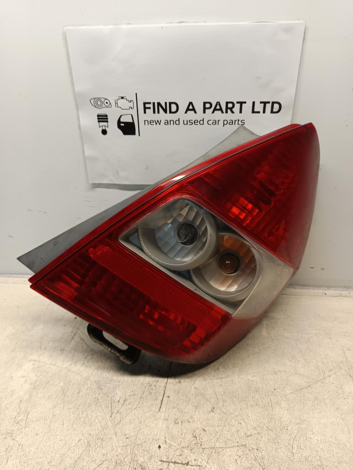 View Auto part Right Taillight HONDA JAZZ 2004