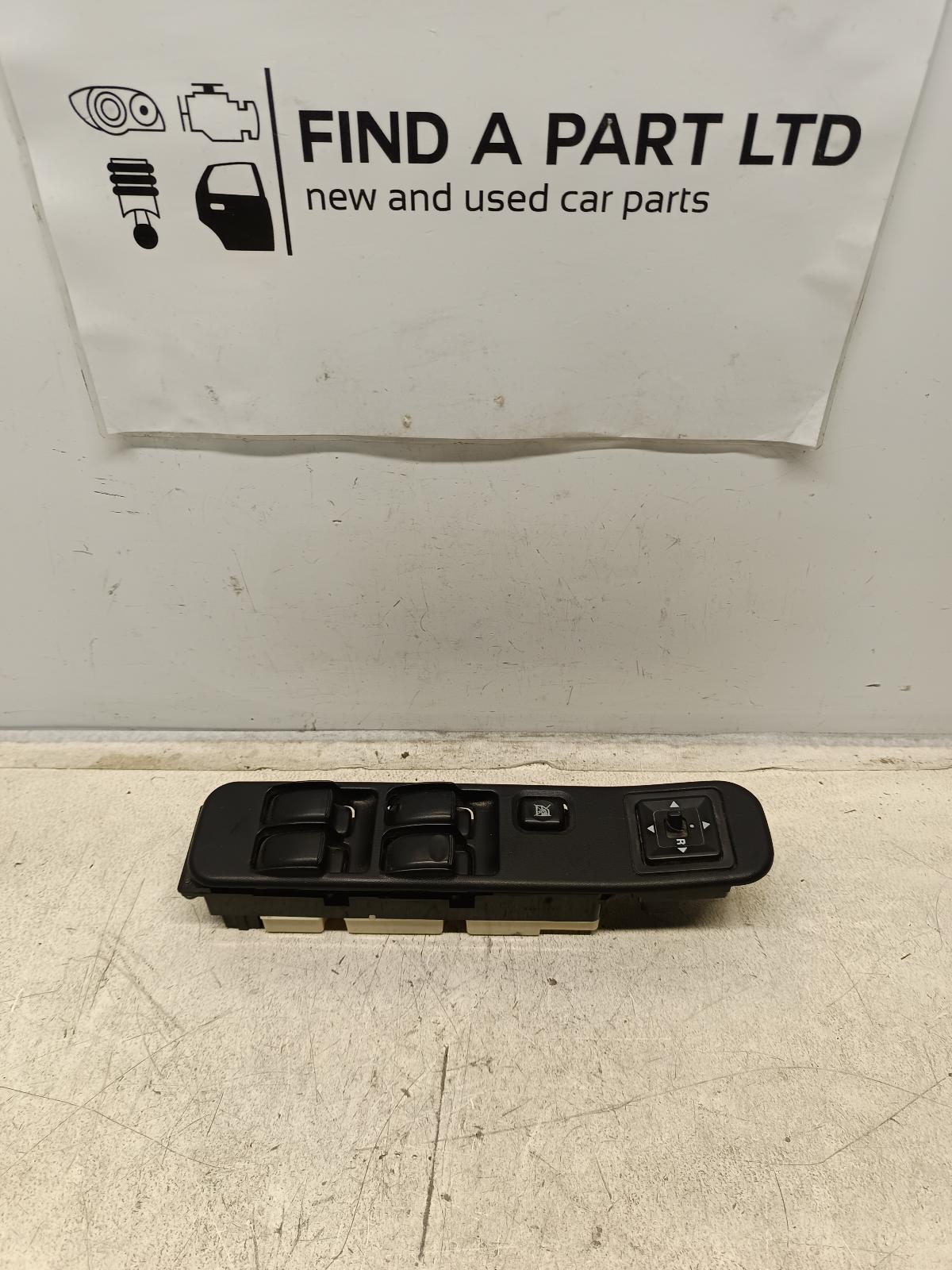 View Auto part Pwr Dr Wind Switch MITSUBISHI TRITON 2002