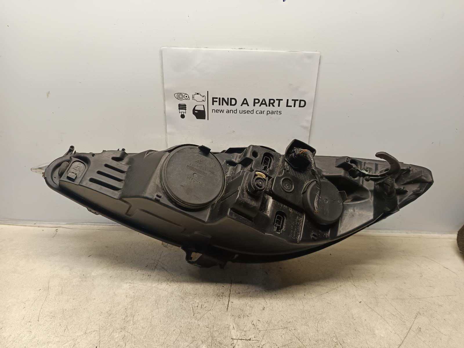 2009 PEUGEOT 308 Right Headlamp Contact us for Photo