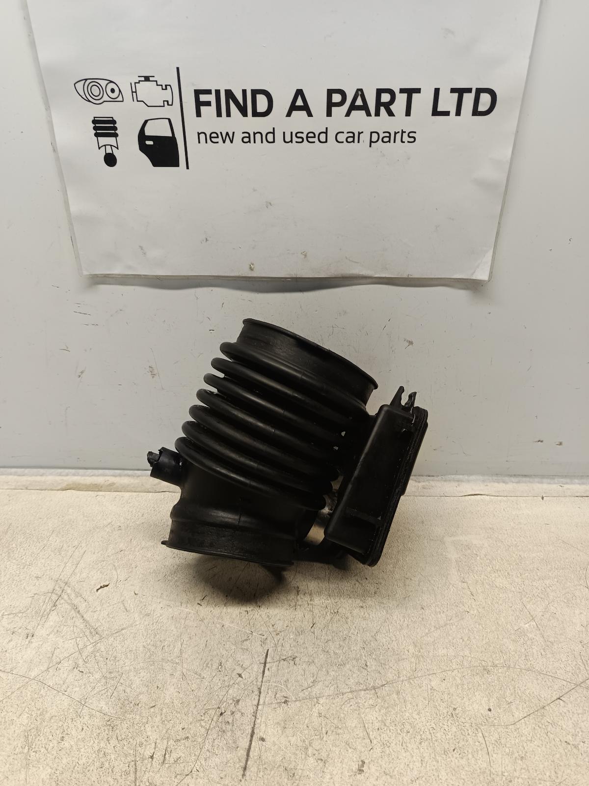 View Auto part Air Cleaner Duct/Hos MAZDA RX8 2005