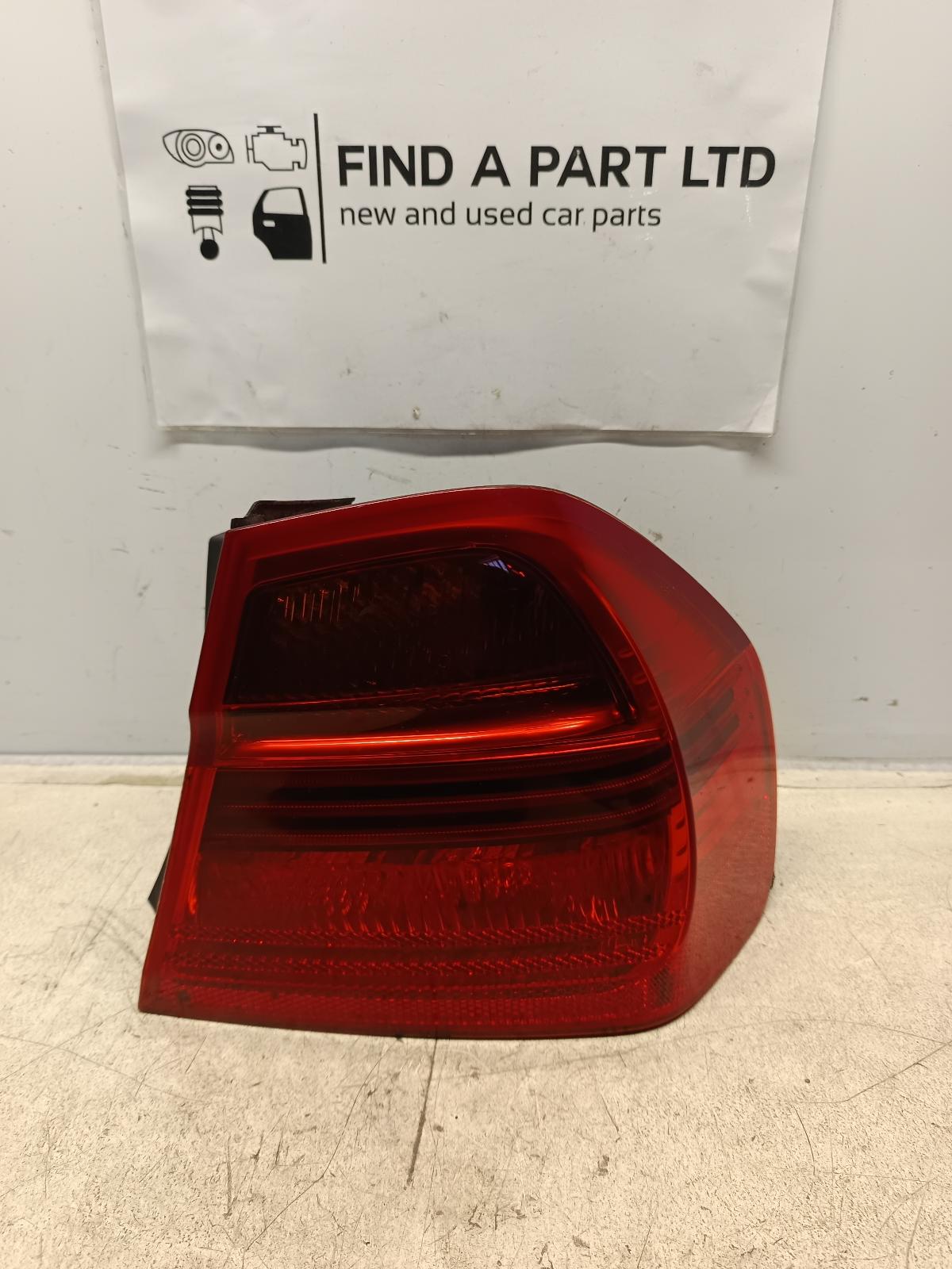 View Auto part Right Taillight BMW 3 SERIES 2005