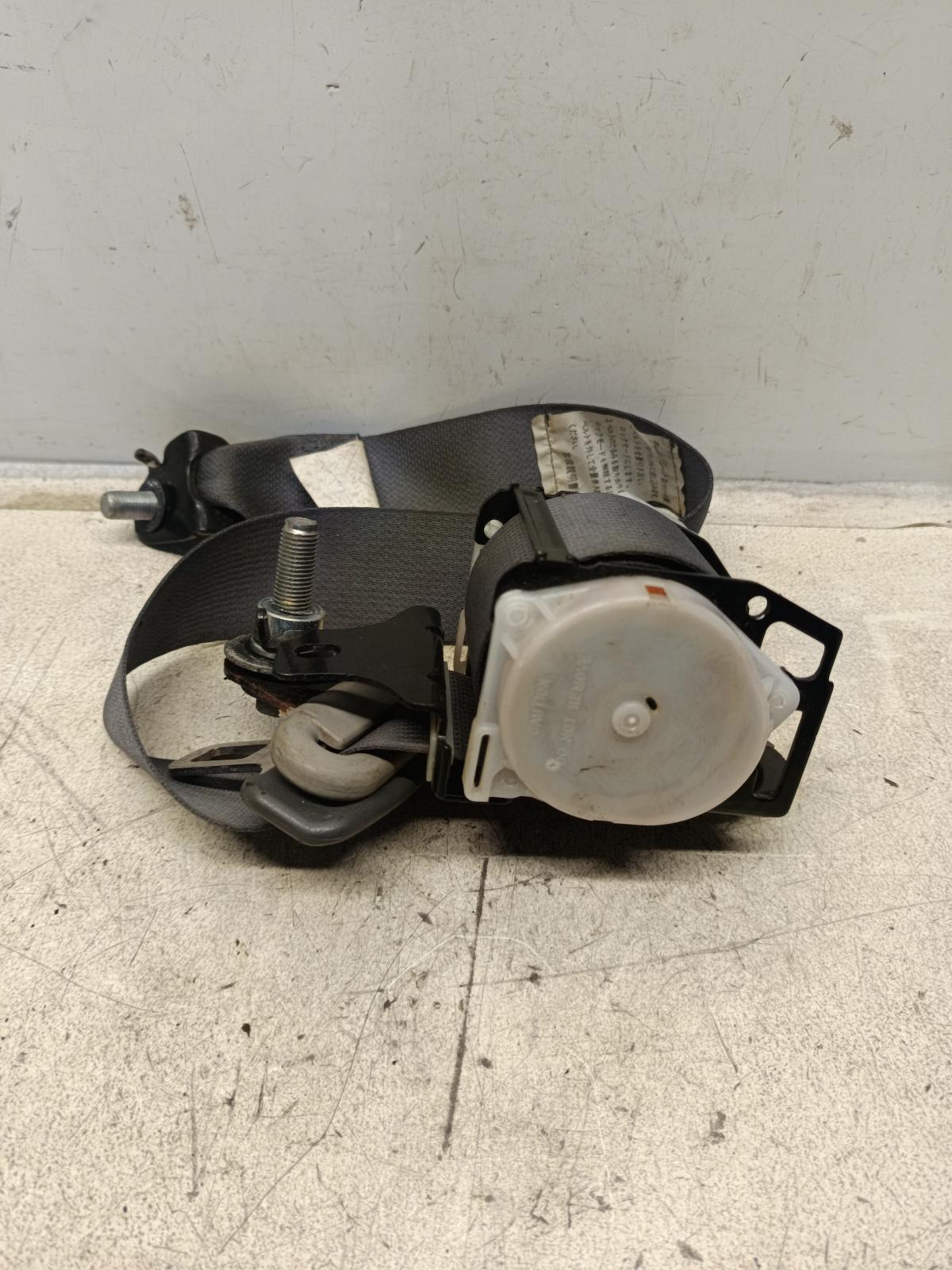 2004 HONDA ODYSSEY Seatbelt/Stalk Contact us for Photo