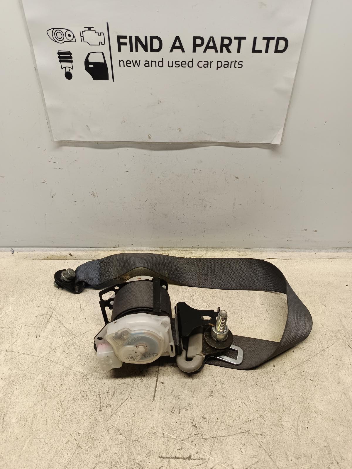 View Auto part Seatbelt/Stalk HONDA ODYSSEY 2004