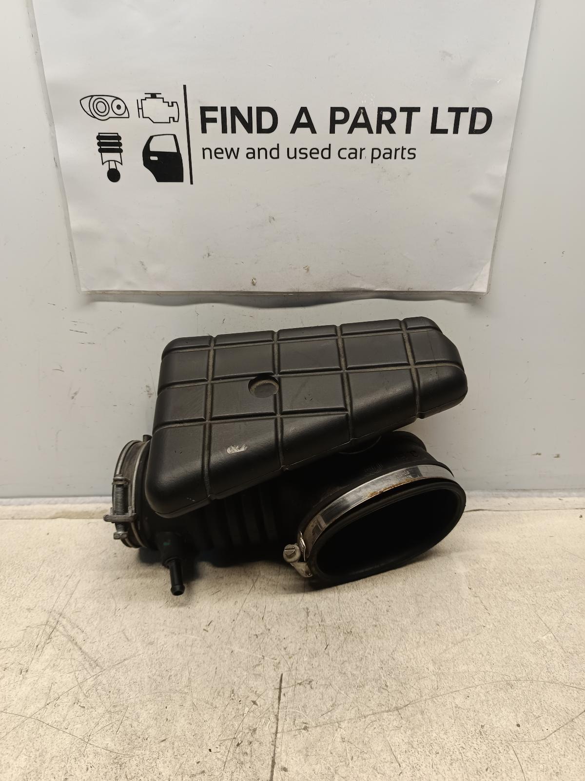 View Auto part Air Cleaner Duct/Hos MITSUBISHI VERADA 2005