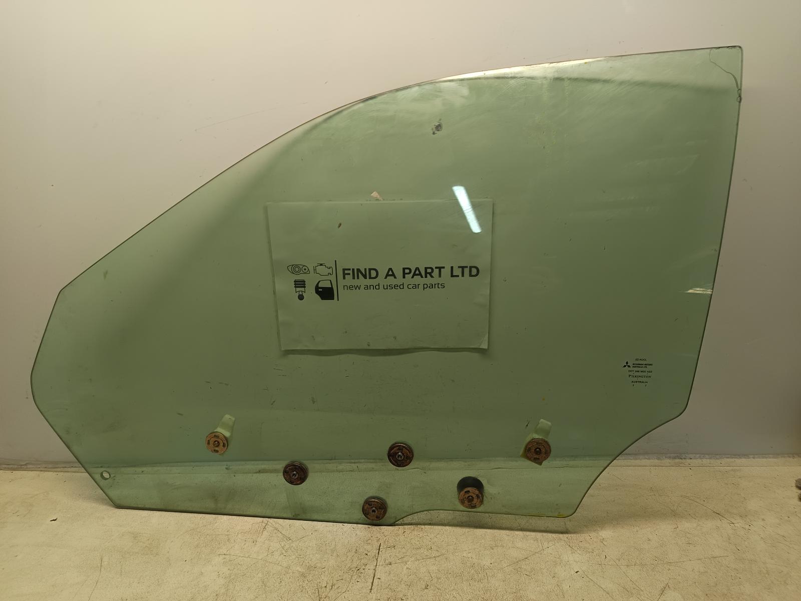 View Auto part Left Front Door Window MITSUBISHI VERADA 2005