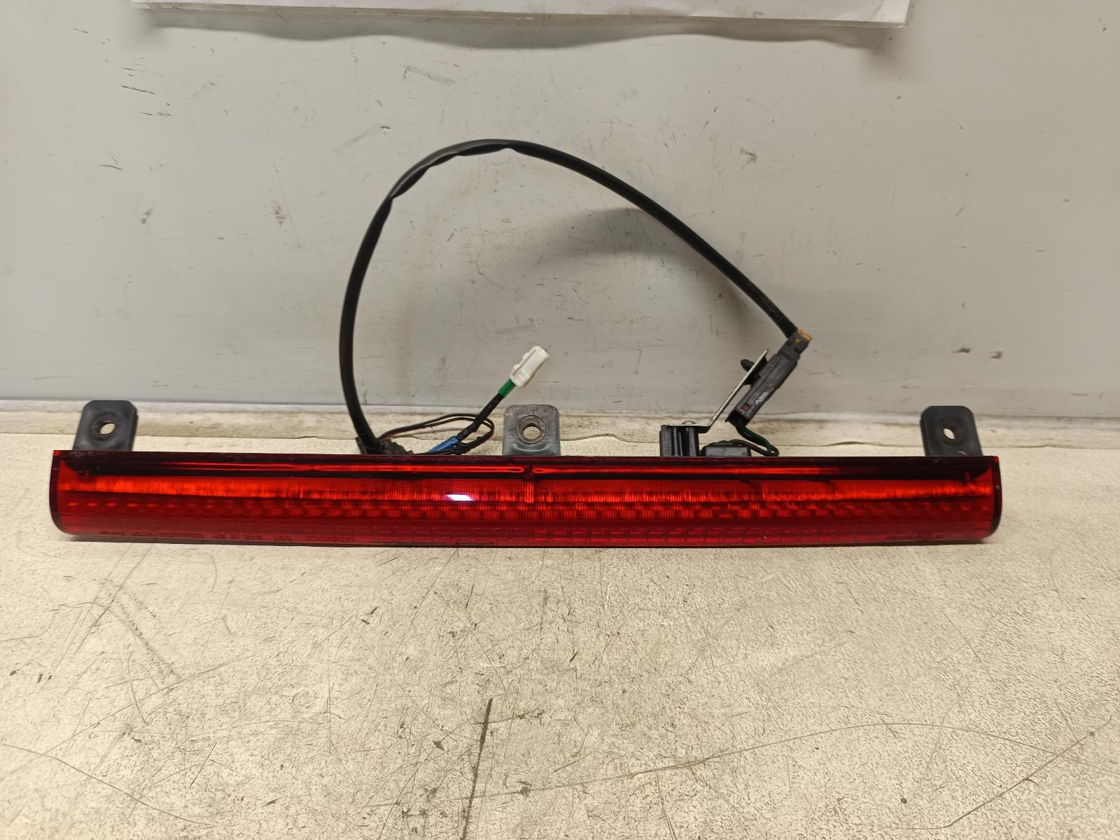 View Auto part High Level Stoplight NISSAN MAXIMA 2000