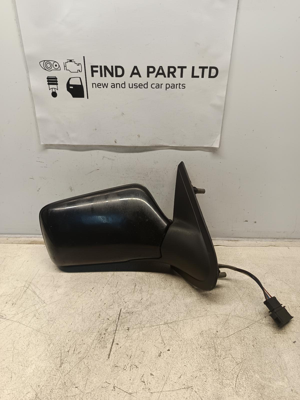 View Auto part Right Door Mirror VOLKSWAGEN GOLF 1998