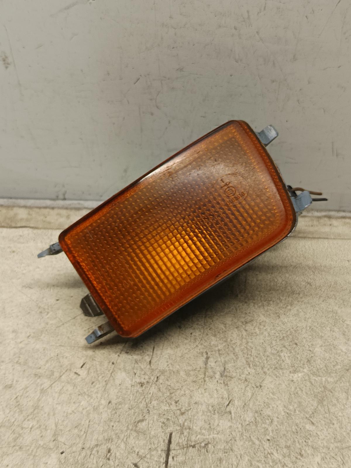 View Auto part Left Indicator/Fog/Side VOLKSWAGEN GOLF 1998