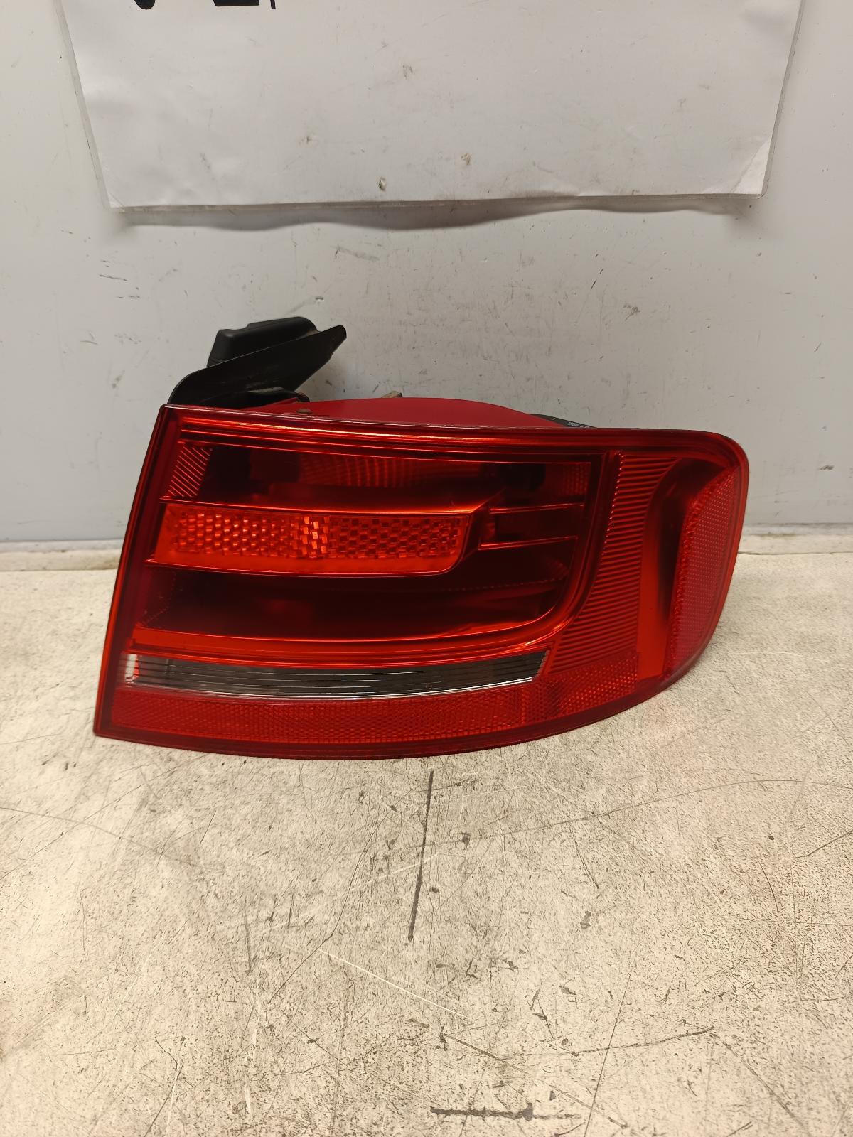 View Auto part Right Taillight AUDI A4 2008