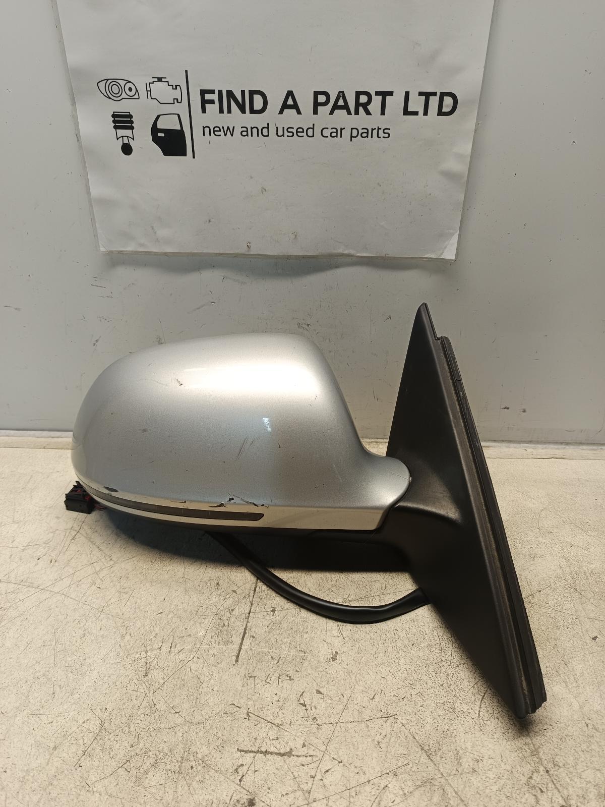 View Auto part Right Door Mirror AUDI A4 2009