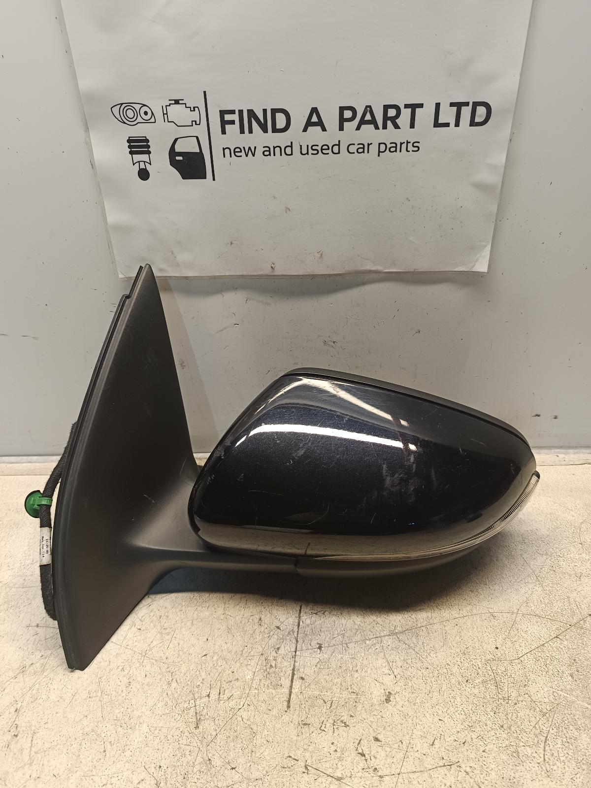 View Auto part Left Door Mirror VOLKSWAGEN GOLF 2010