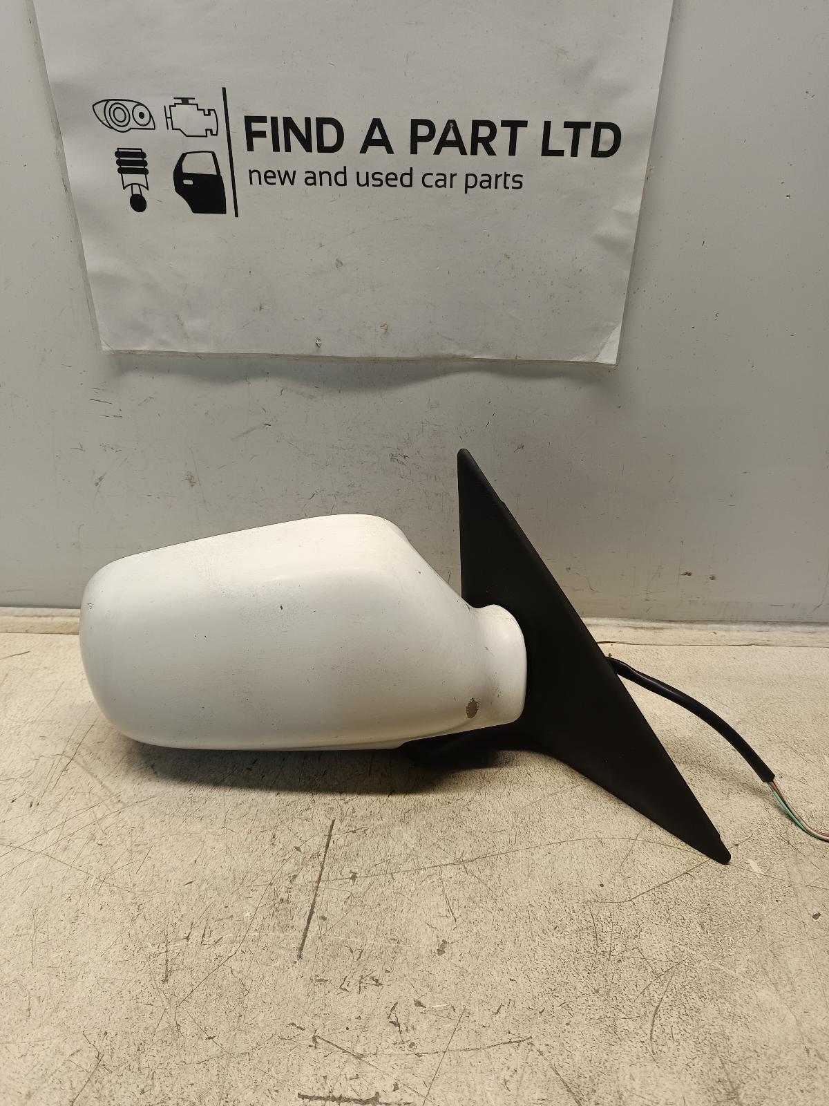 View Auto part Right Door Mirror SUBARU LIBERTY 2002