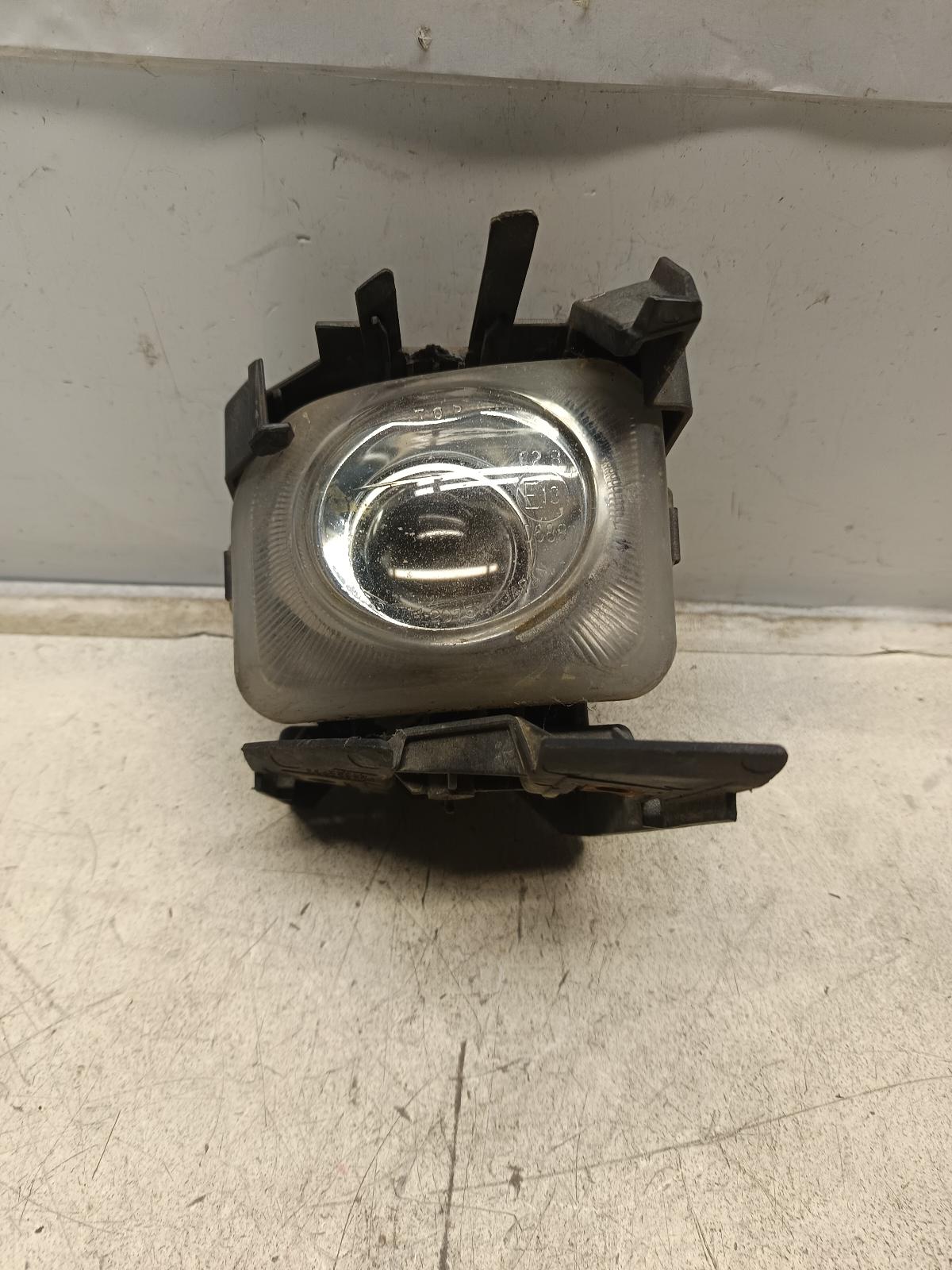 View Auto part Right Indicator/Fog/Side SUBARU LIBERTY 2002