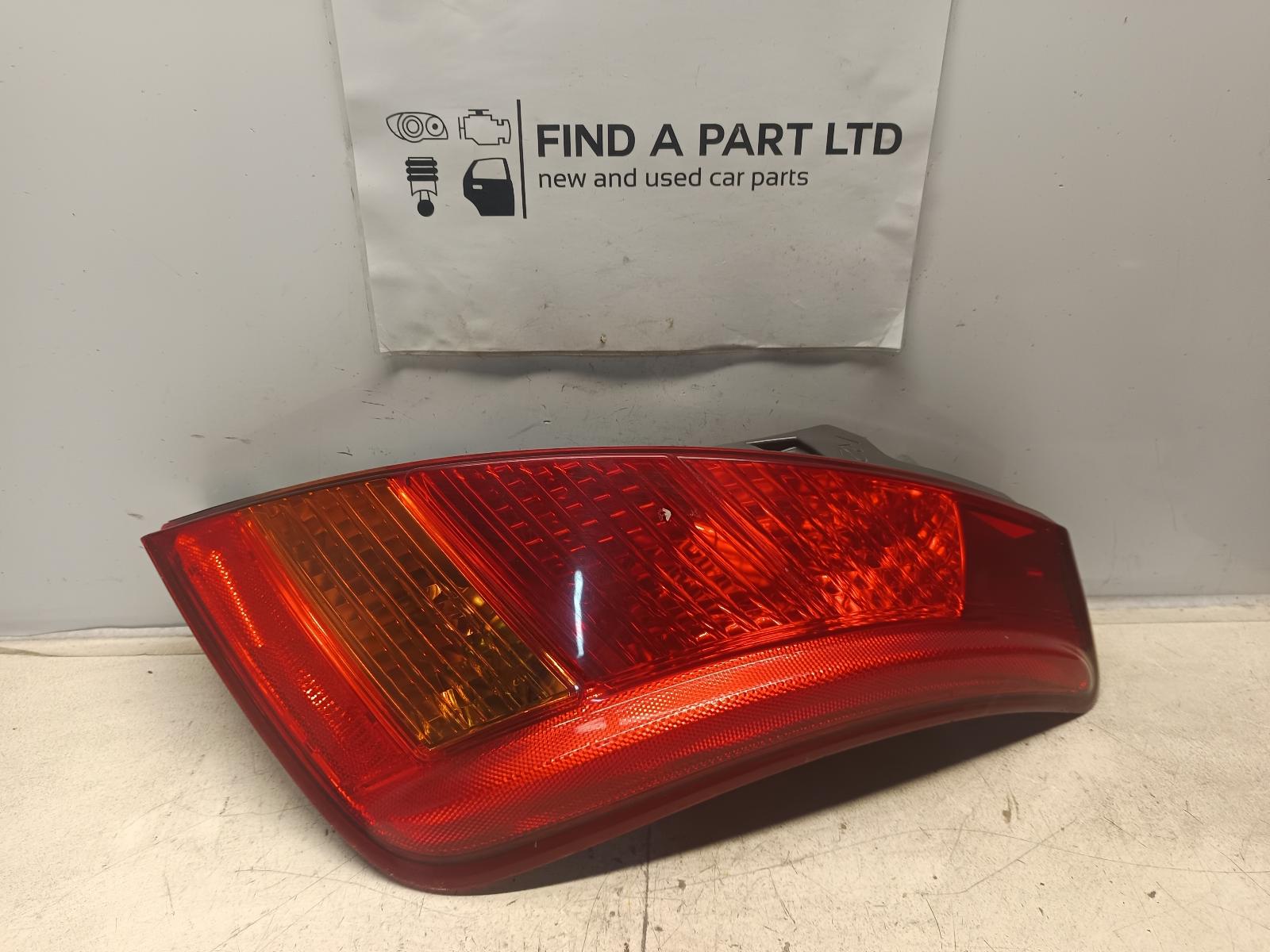 View Auto part Right Taillight NISSAN MURANO 2005